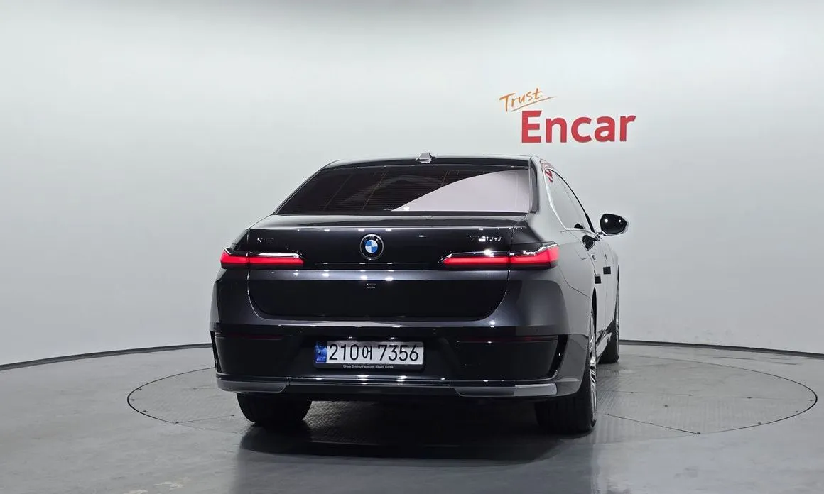 BMW 7-Series 2023 из KR, фото 5