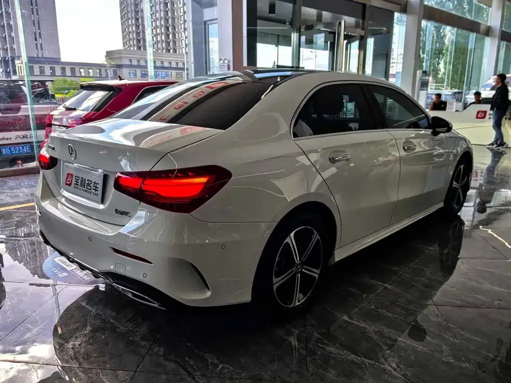 Mercedes-Benz A-Class 2024 из CN, фото 5