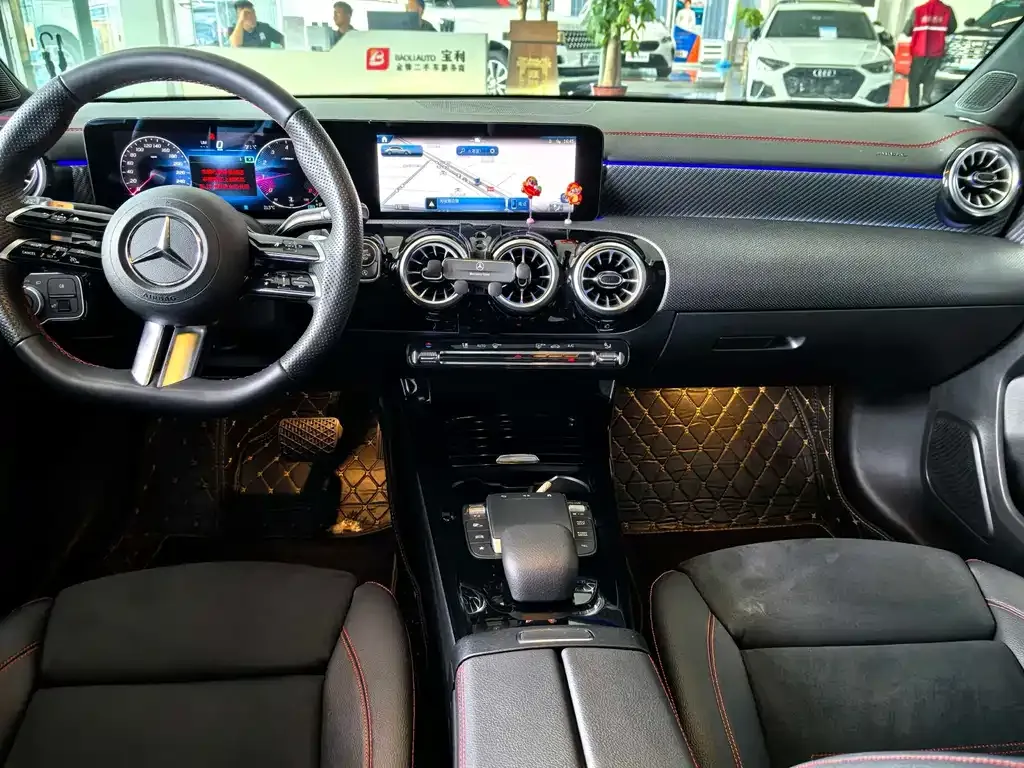 Mercedes-Benz A-Class 2024 из CN, фото 3