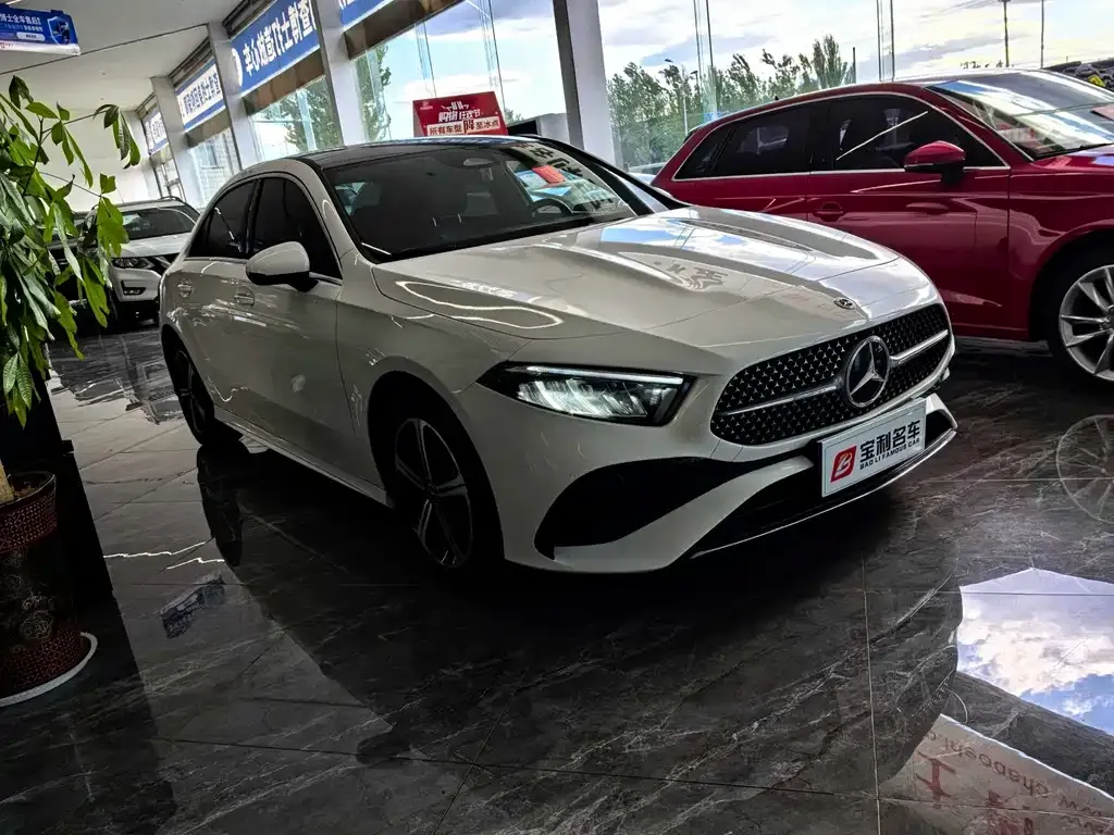 Mercedes-Benz A-Class 2024 из CN, фото 8