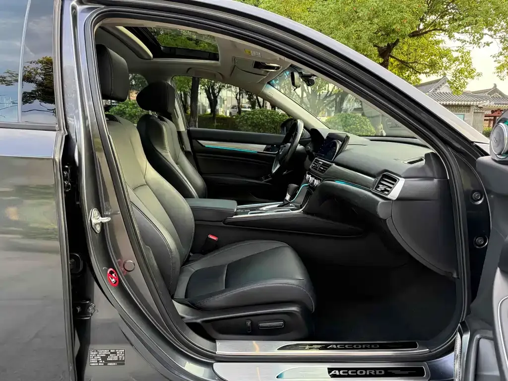 Honda Accord 2023 из CN, фото 3