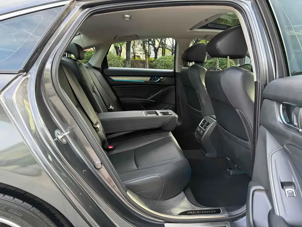 Honda Accord 2023 из CN, фото 2