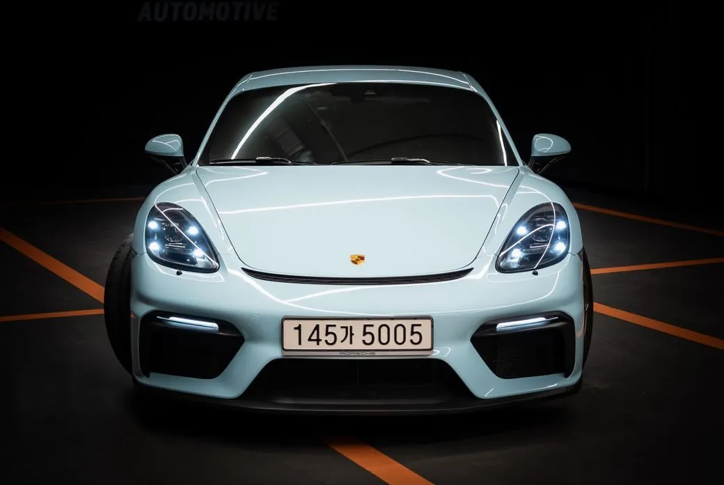 Porsche 718