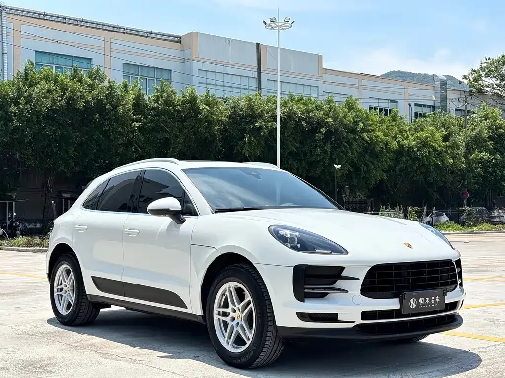 Porsche Macan — фото 10