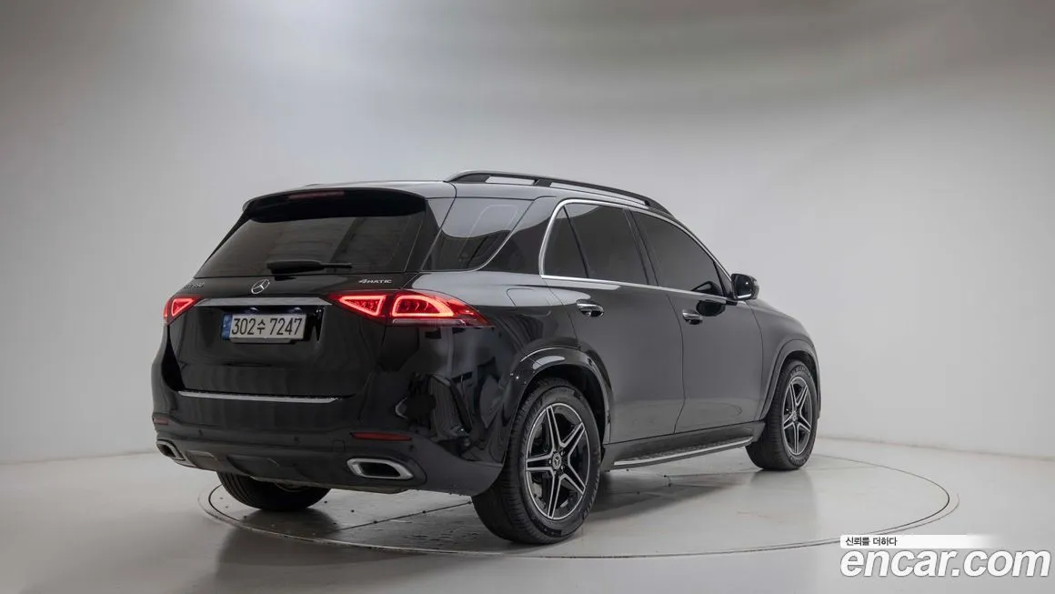Mercedes-Benz GLE-Class — фото 5