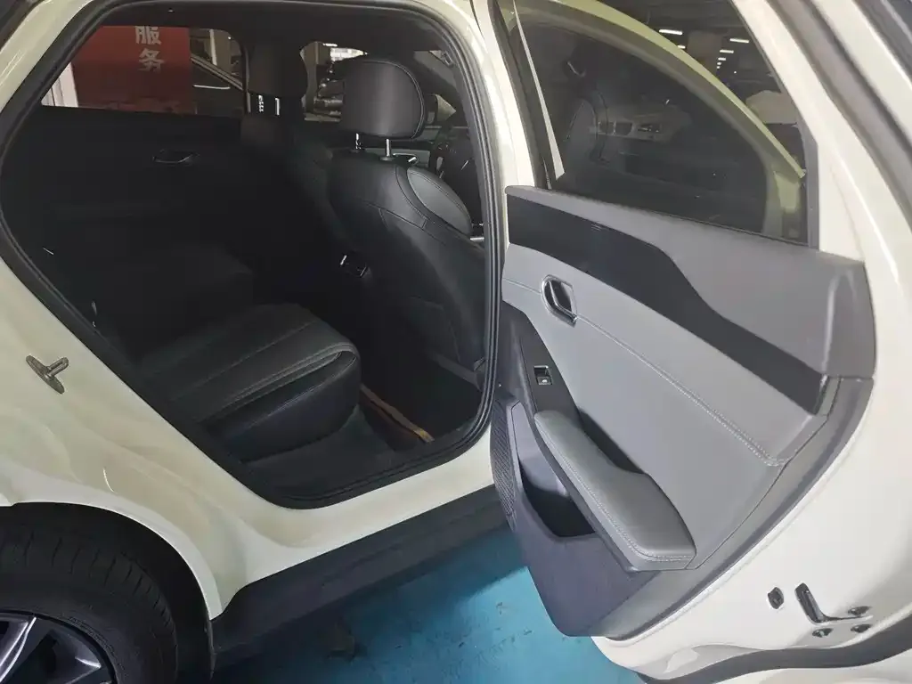 BYD Qin L 2025 из CN, фото 2