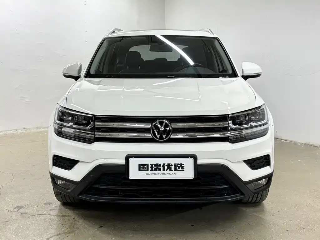 Volkswagen Tharu — фото 8