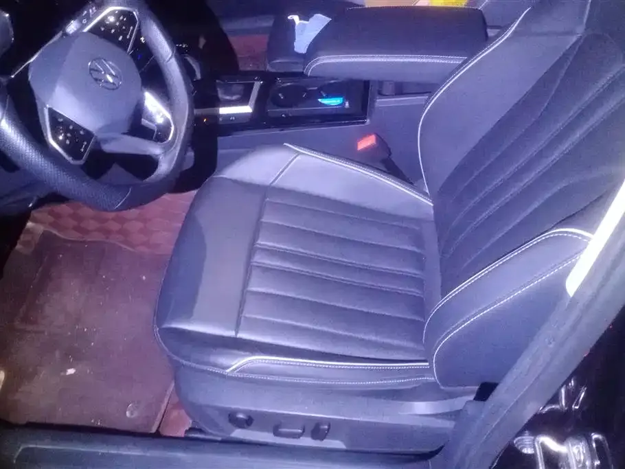 Volkswagen Passat — фото 4