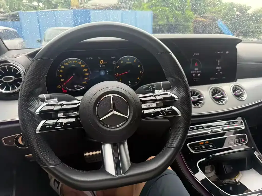 Mercedes-Benz E-Class (Import) — фото 7