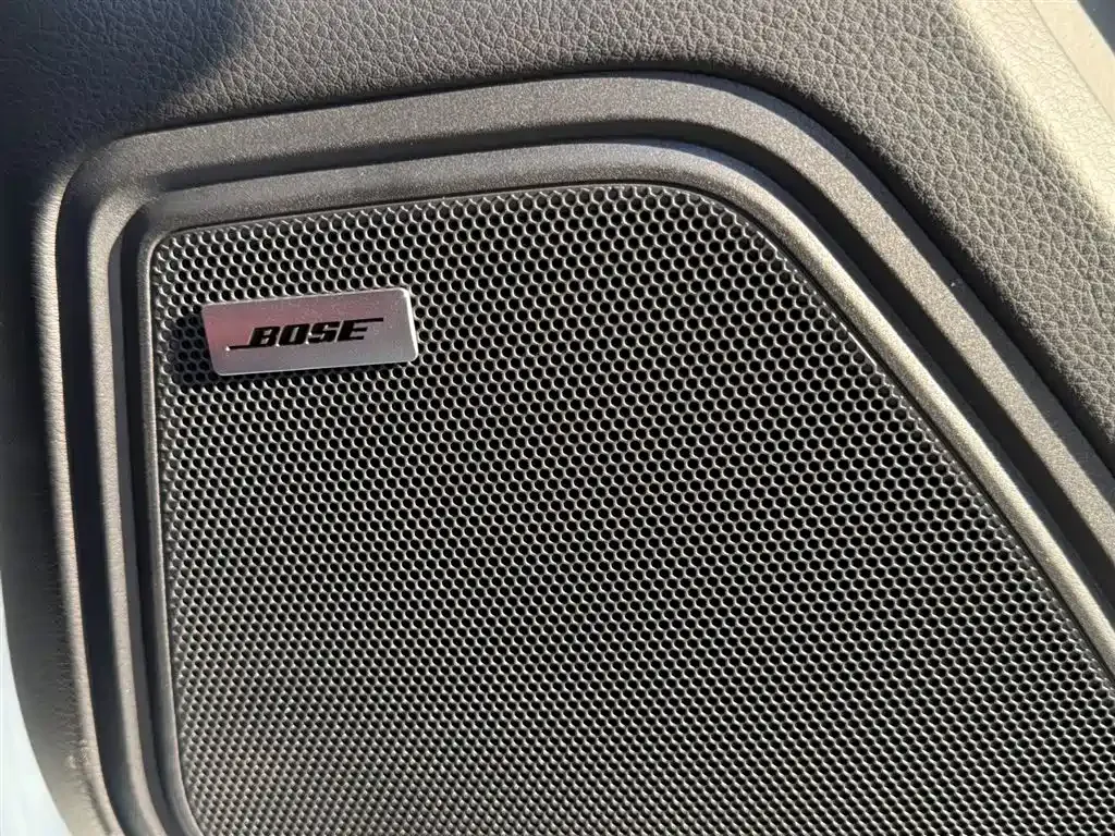 Porsche Macan — фото 10