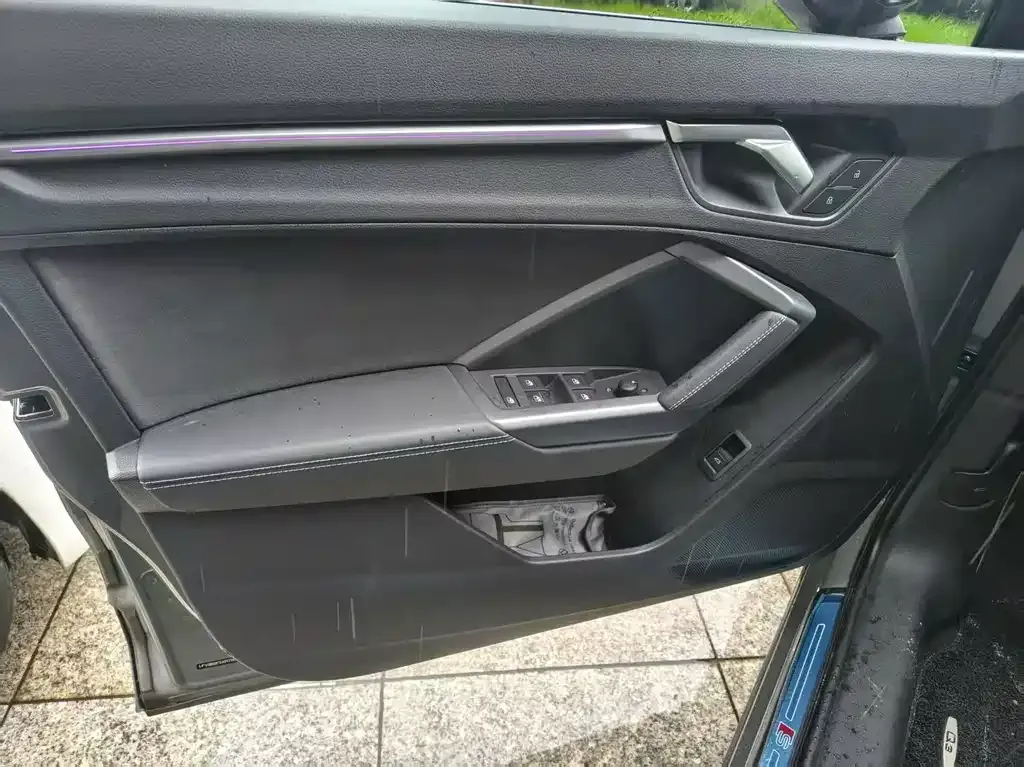 Audi Q3 2024 из CN, фото 5