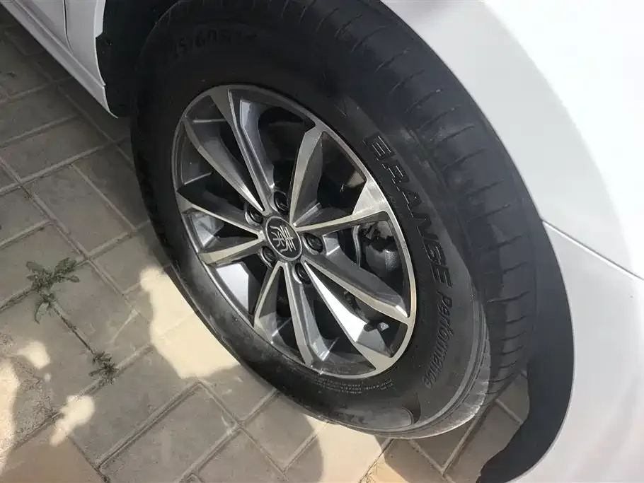 BYD Qin PLUS — фото 10