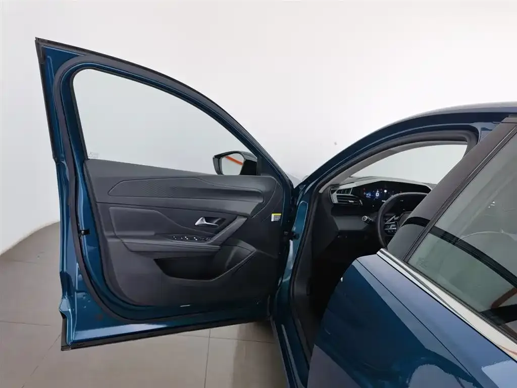 Peugeot 408X 2026 из CN, фото 3