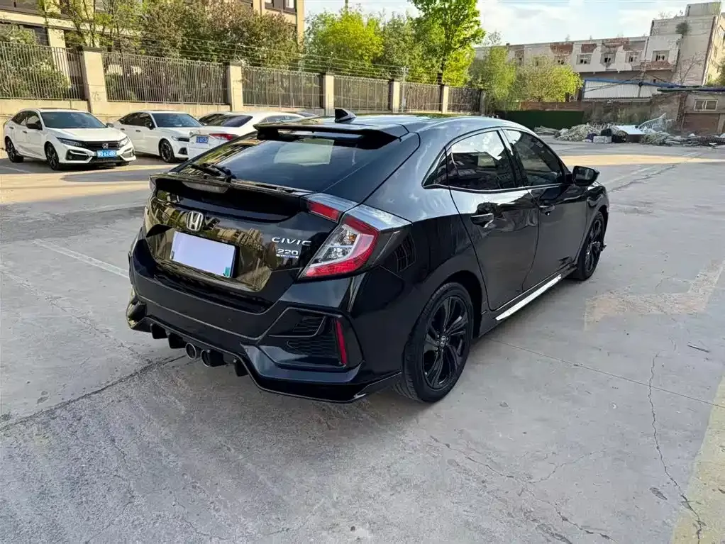 Honda Civic — фото 5