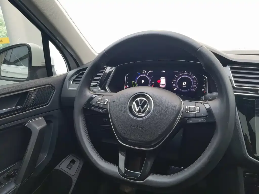 Volkswagen Tiguan L New Energy 2021 из CN, фото 9