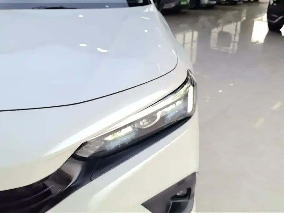 Honda Civic — фото 10