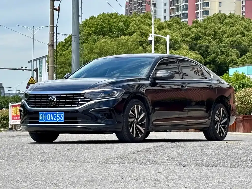 Volkswagen Passat — фото 9