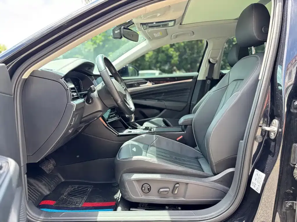 Volkswagen Passat — фото 2