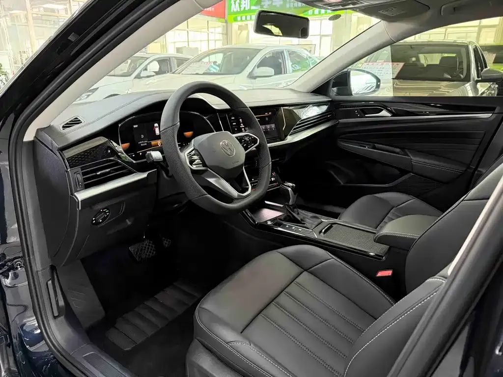 Volkswagen Passat — фото 10