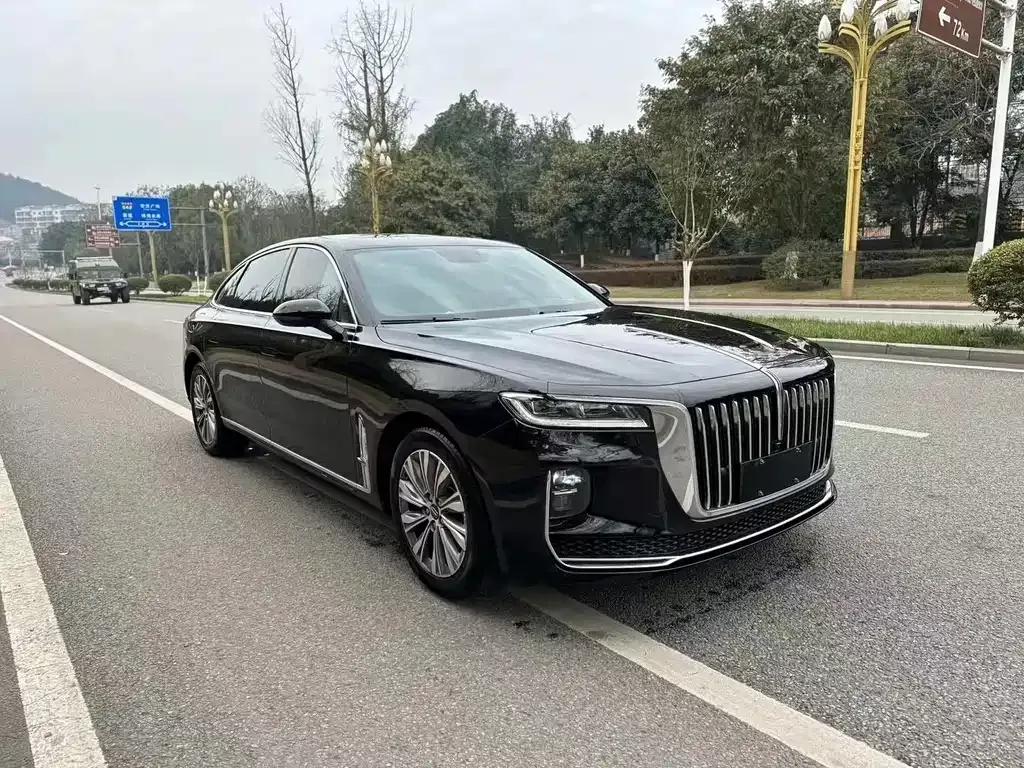 Hongqi H9 — фото 2