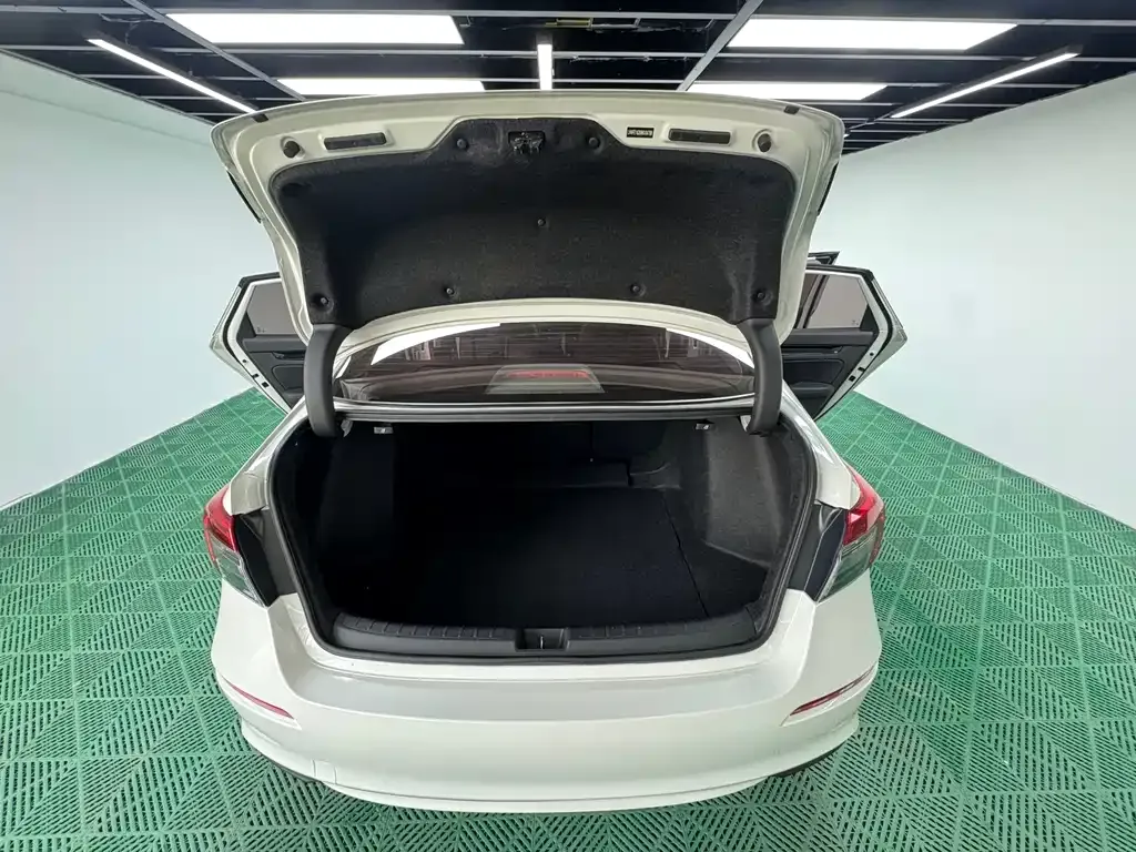 Honda Civic 2022 из CN, фото 4