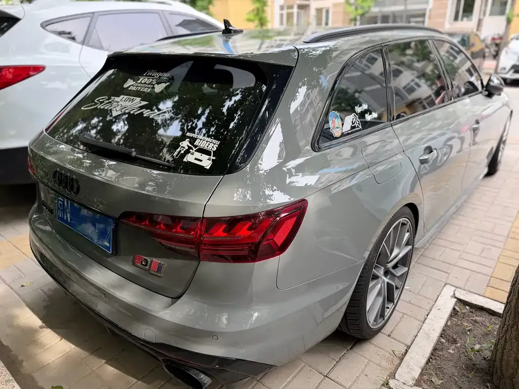 Audi A4 (Import) 2022 из CN, фото 2