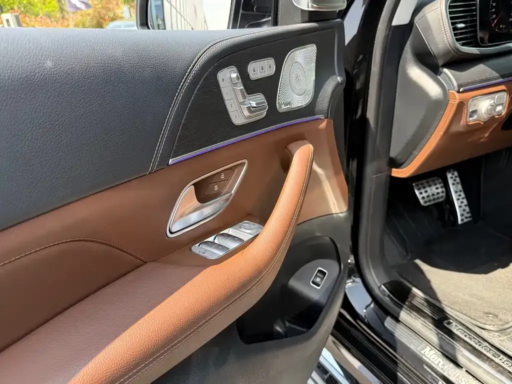 Mercedes-Benz GLE — фото 7