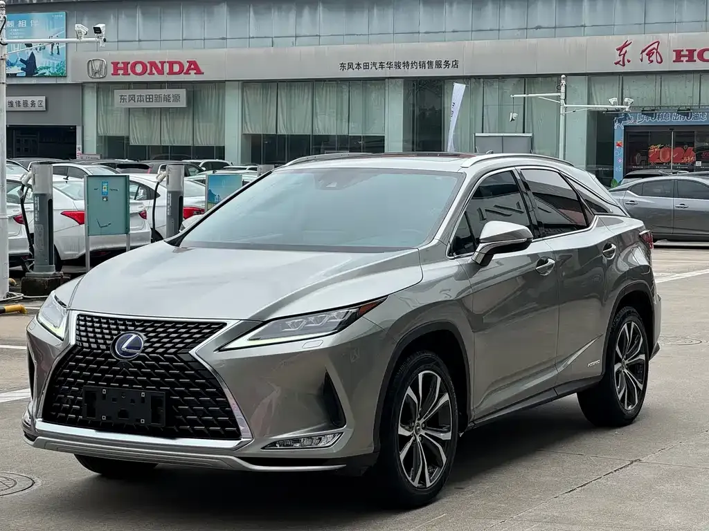 Lexus RX — фото 2