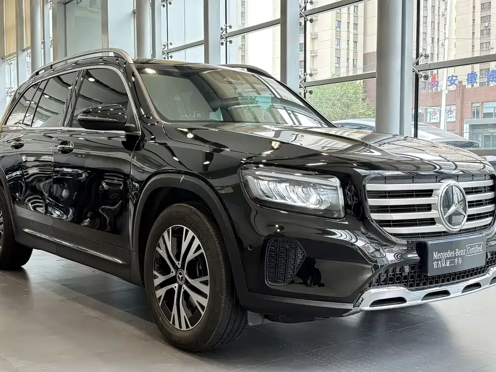 Mercedes-Benz GLB — фото 6