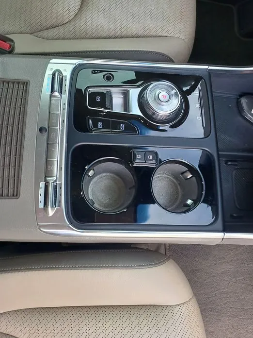 Kia Carnival 2025 из KR, фото 2