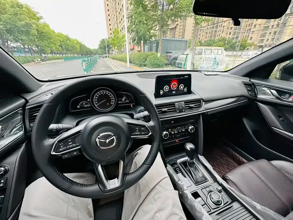 Mazda CX-4 — фото 2