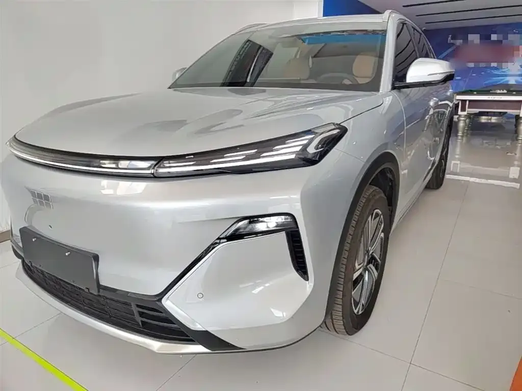 Geely Galaxy Xingjian 7 — фото 1