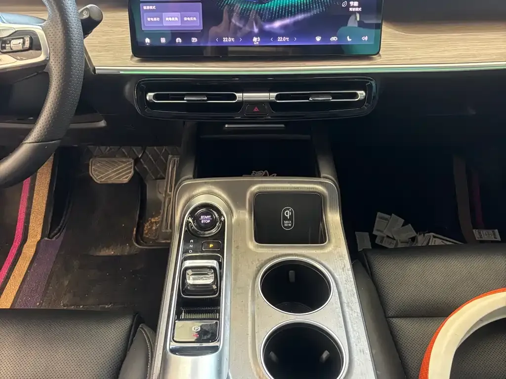 GAC Motor E8 Hybrid 2024 из CN, фото 6