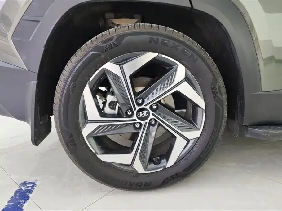 Hyundai Tucson — фото 9