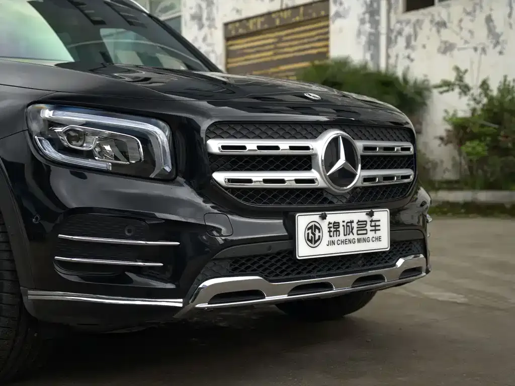 Mercedes-Benz GLB — фото 10