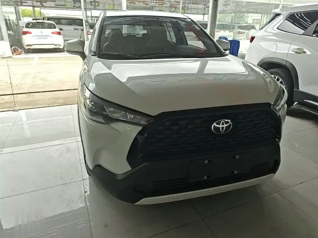 Toyota Corolla Cross — фото 3