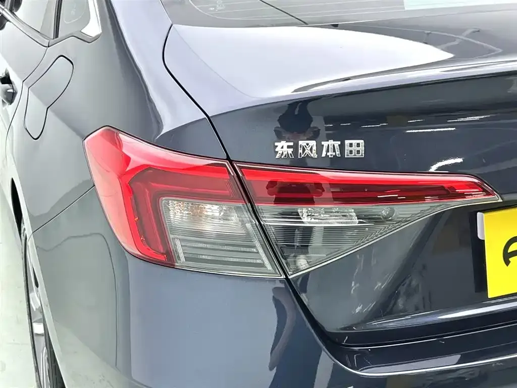 Honda Civic — фото 4