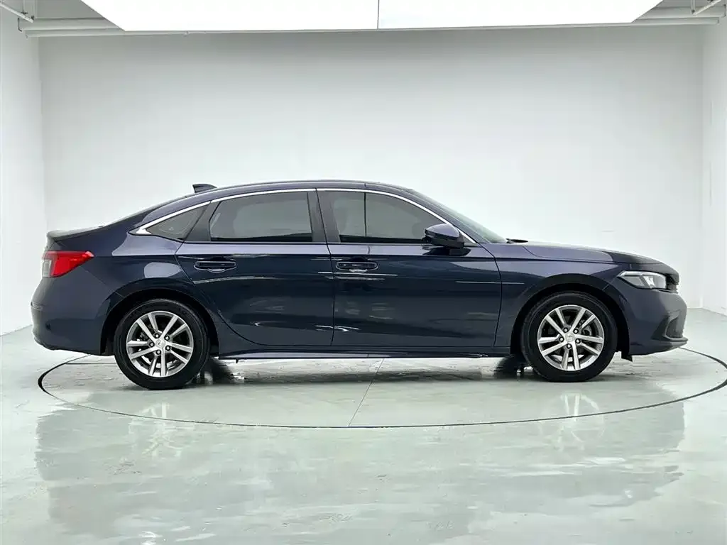 Honda Civic — фото 10
