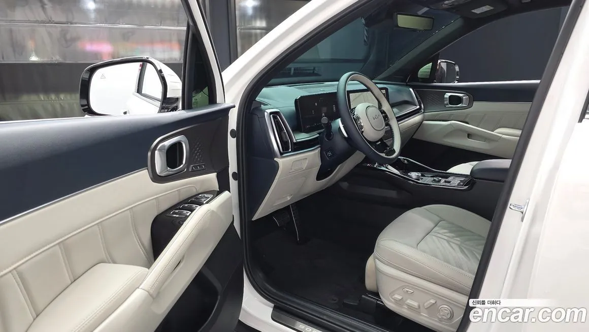 Kia Sorento — фото 9