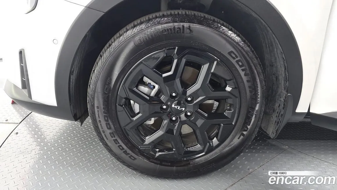 Kia Sorento — фото 10