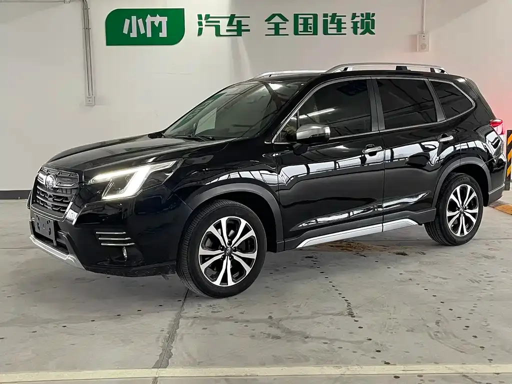 Subaru Forester — фото 1