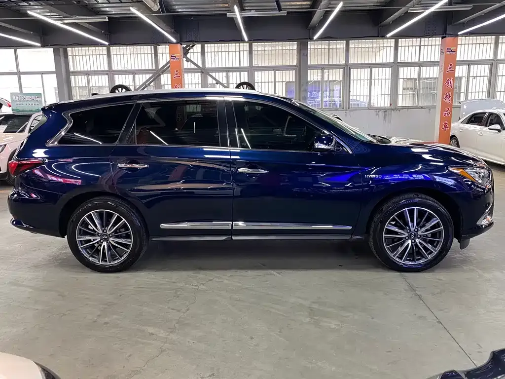Infiniti QX60 (Import) 2021 из CN, фото 4
