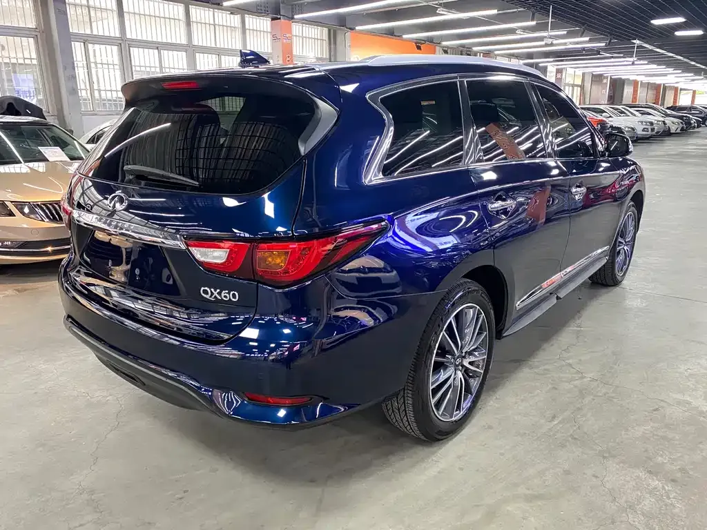 Infiniti QX60 (Import) 2021 из CN, фото 8