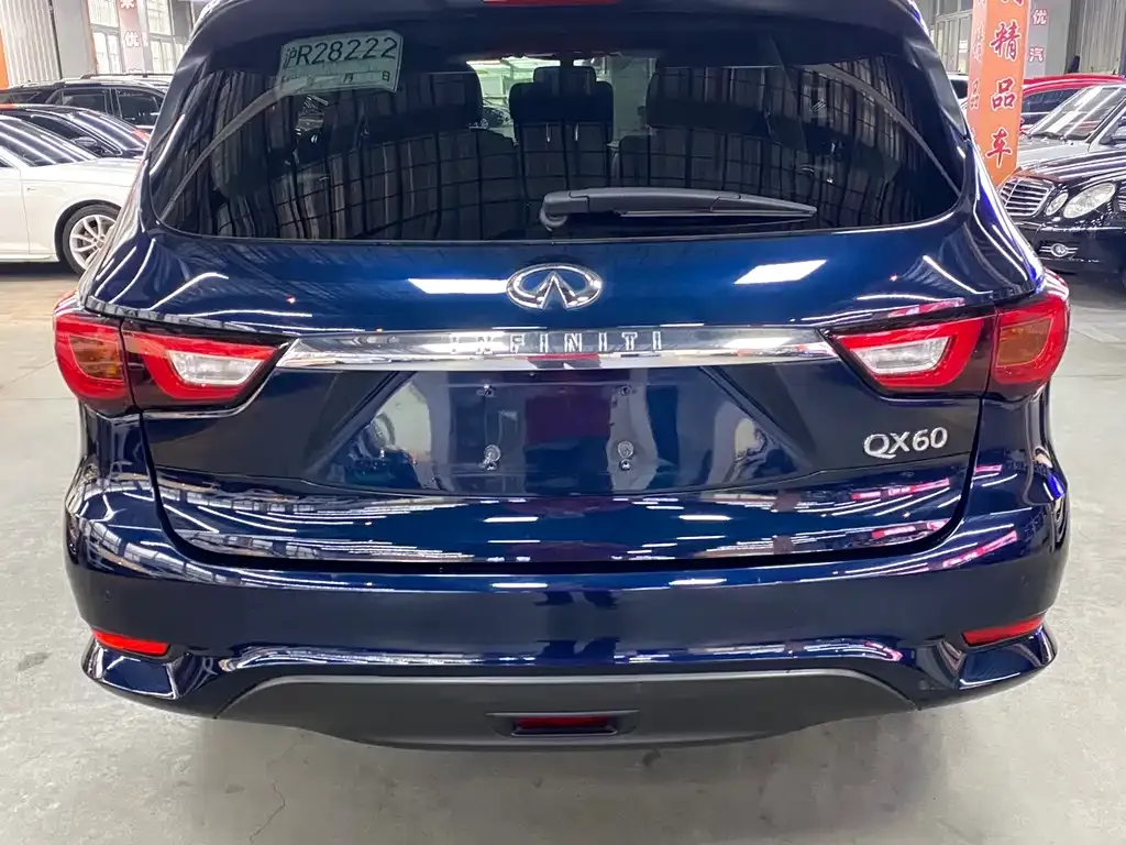 Infiniti QX60 (Import) 2021 из CN, фото 3