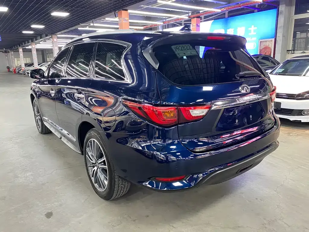 Infiniti QX60 (Import) 2021 из CN, фото 7
