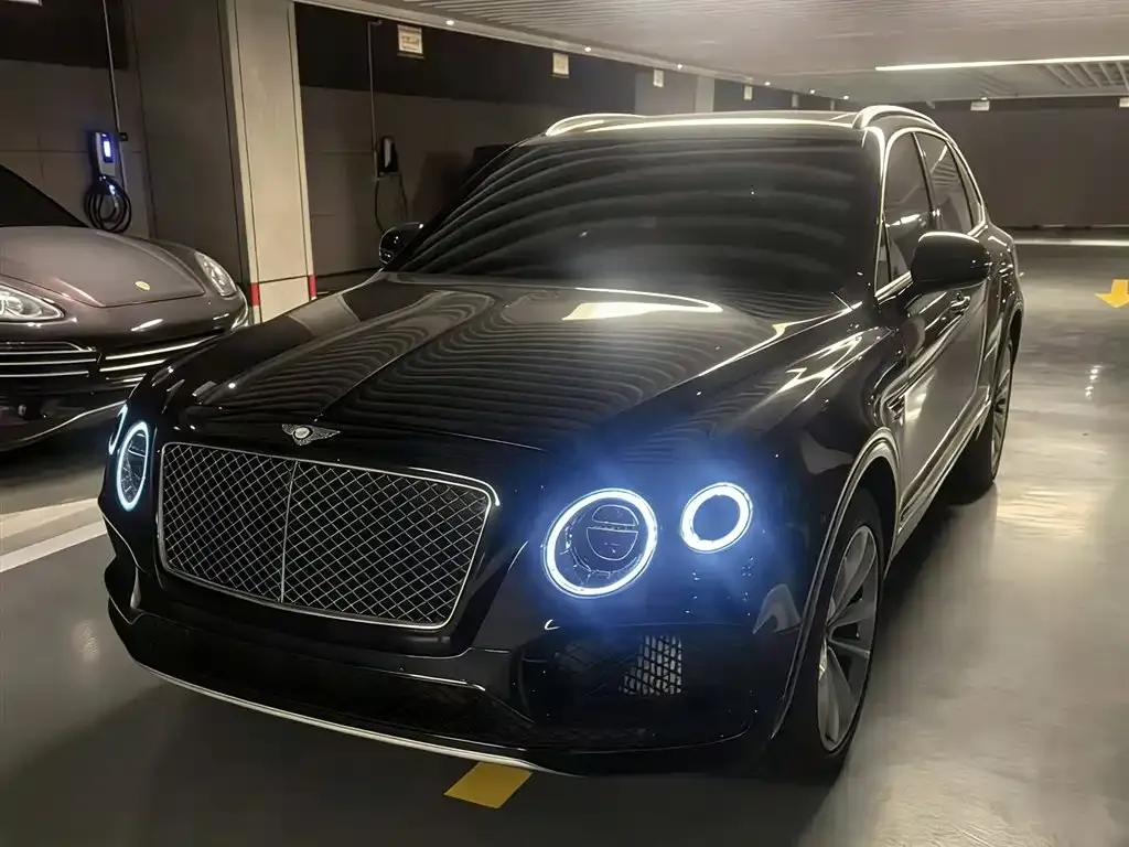 Bentley Bentayga PHEV
