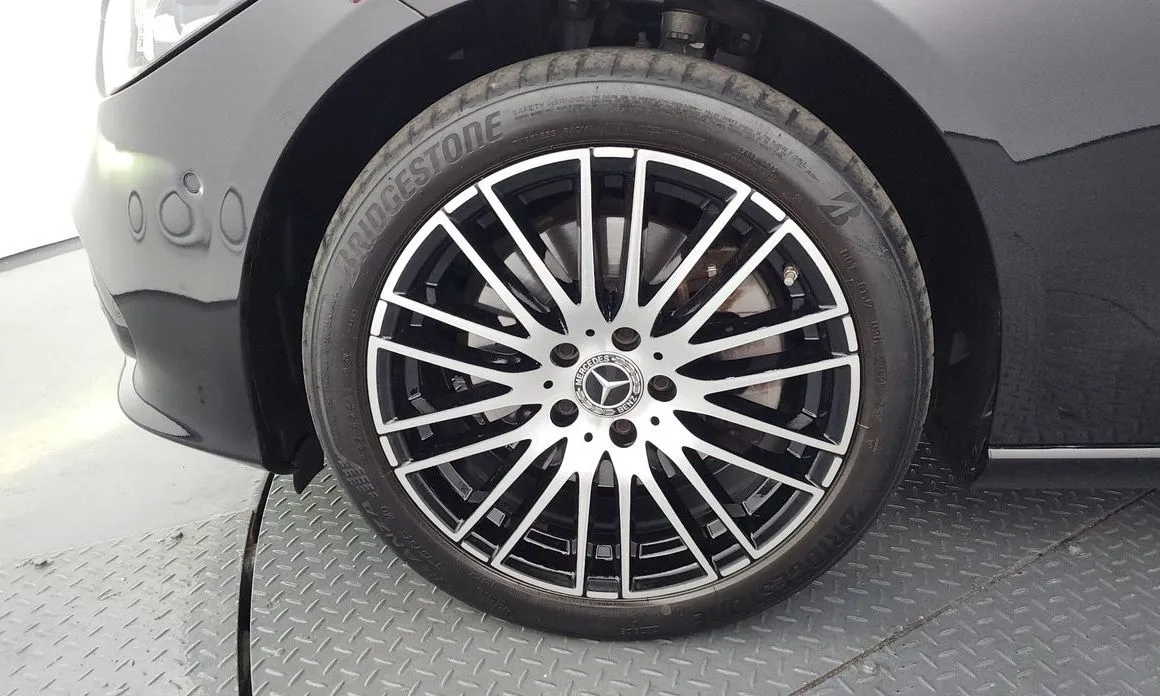 Mercedes-Benz C-Class 2023 из KR, фото 10