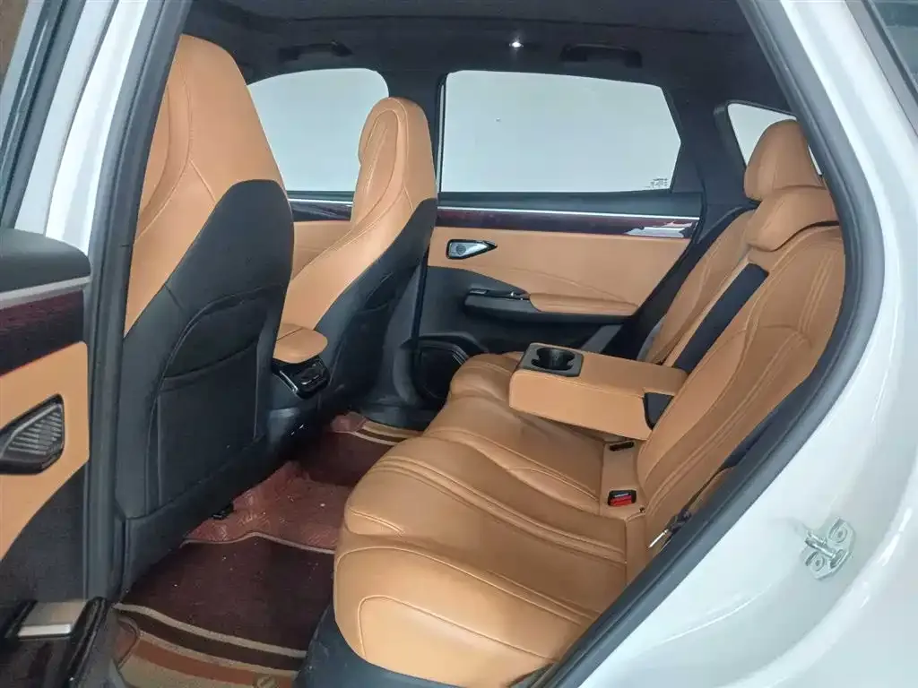 Geely Galaxy L7 — фото 10