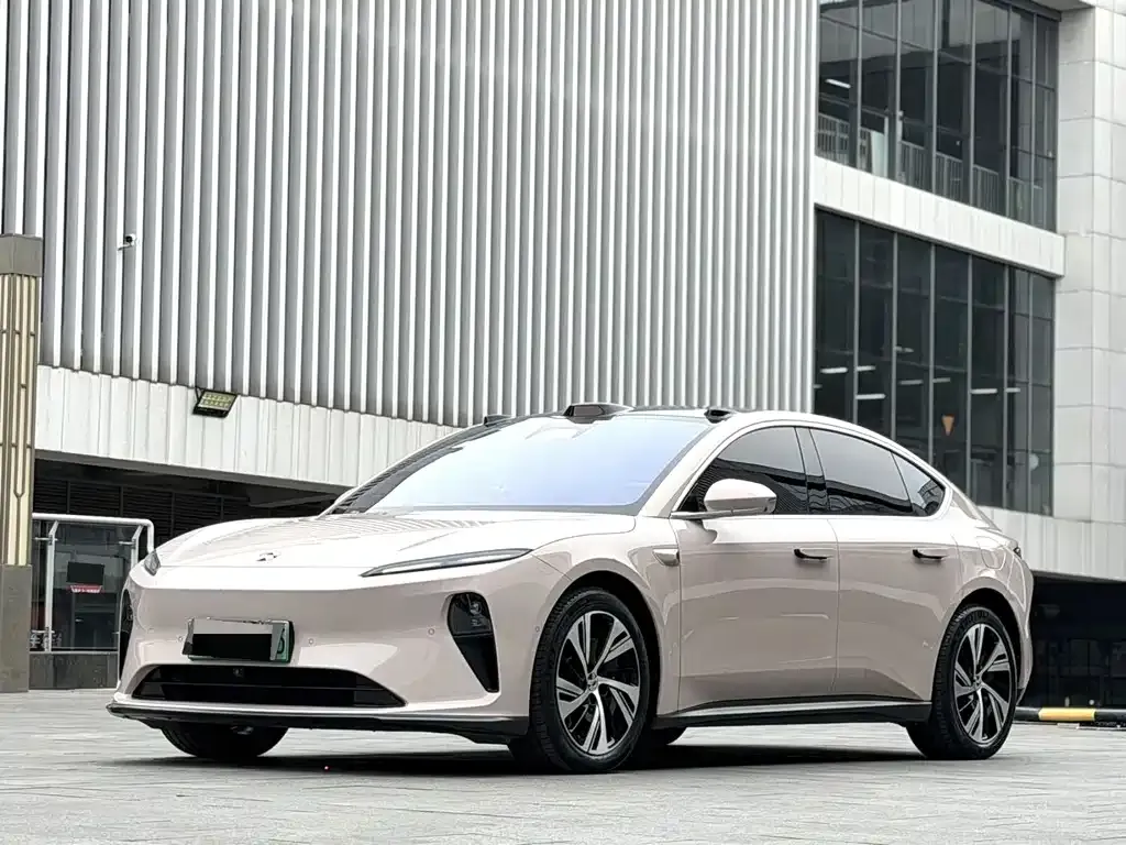 NIO ET5 — фото 1