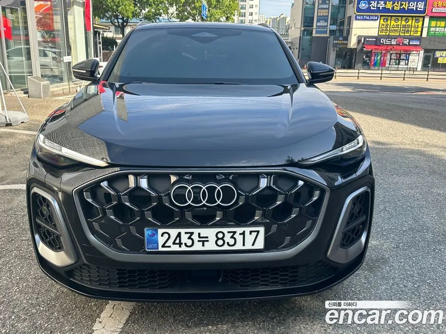 Audi Q5 2025 из KR, фото 7